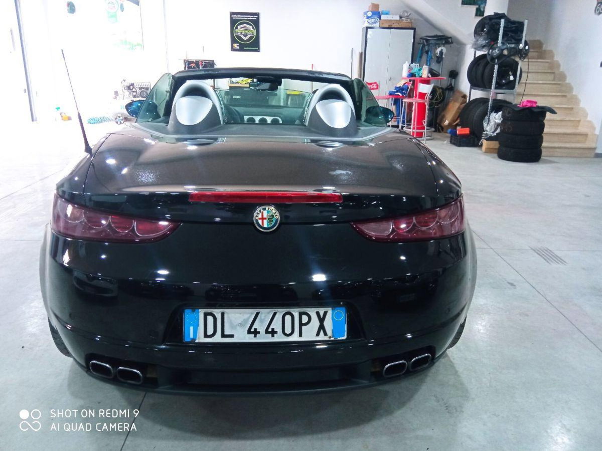 Alfa Romeo Spider 2.4 JTDm Exclusive (6)