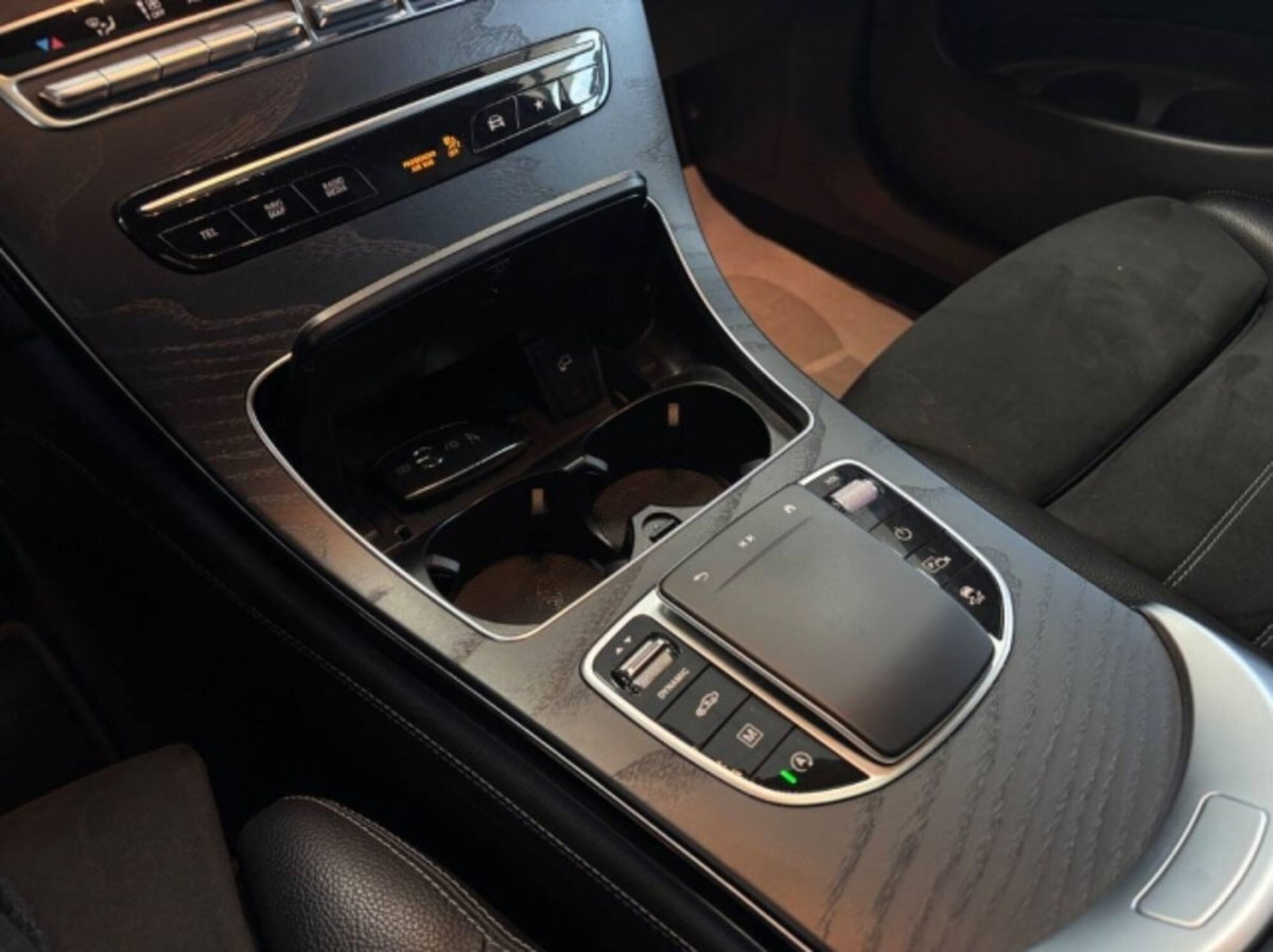 Mercedes-Benz GLC SUV 300 d 4Matic Premium Plus (20)