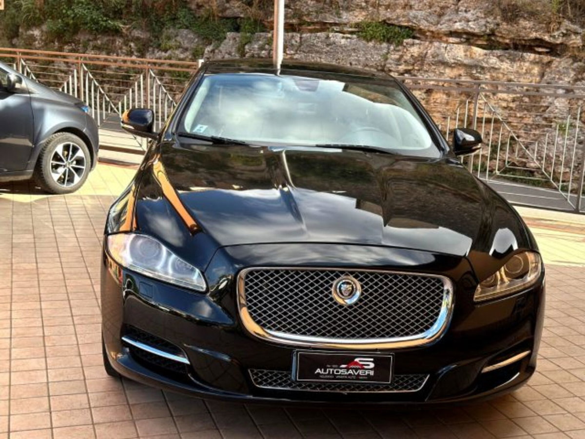 Jaguar XJ 3.0D V6 Premium Luxury (14)