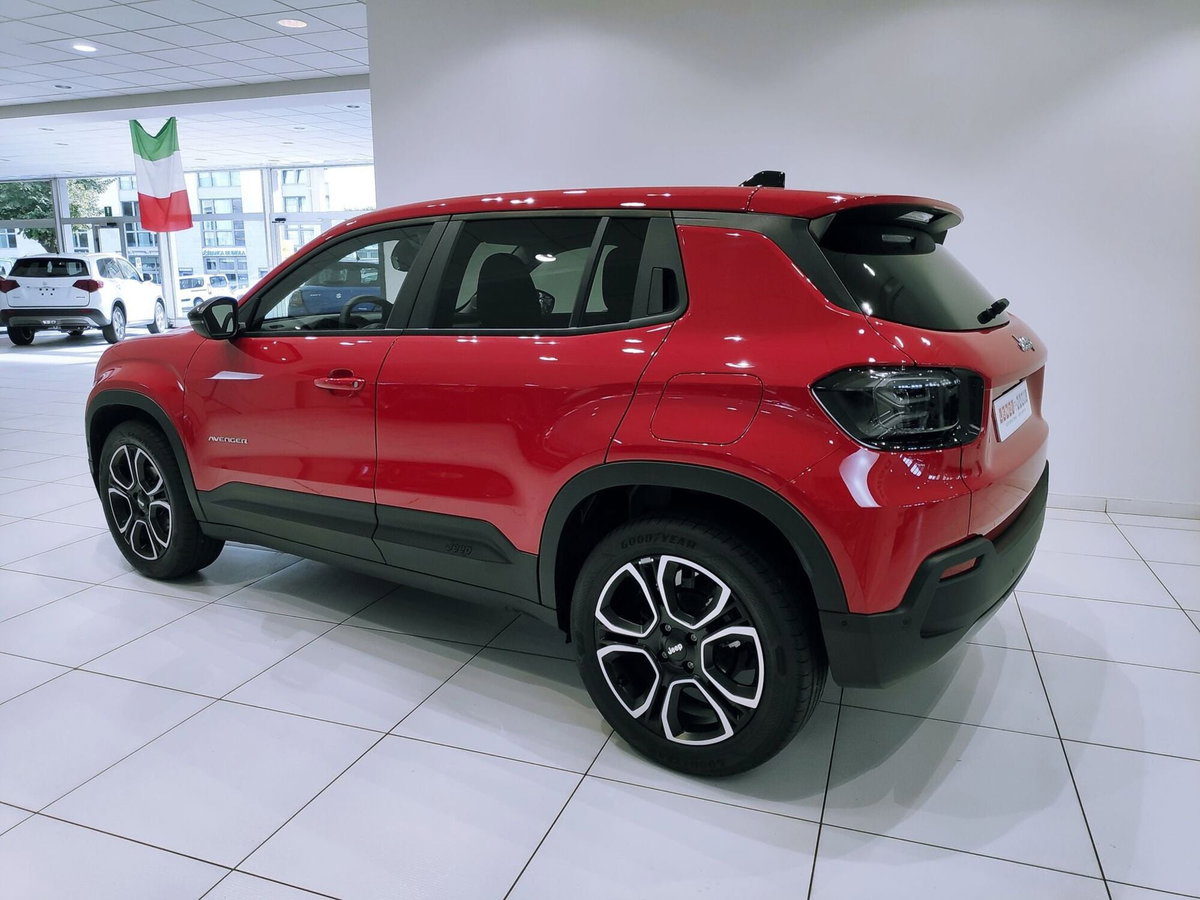 Jeep Avenger 1.2 turbo Summit fwd 100cv (16)