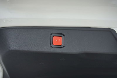 Jeep Avenger 1.2 turbo Summit fwd 100cv (12)
