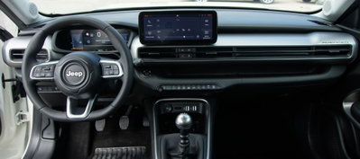 Jeep Avenger 1.2 turbo Summit fwd 100cv (8)