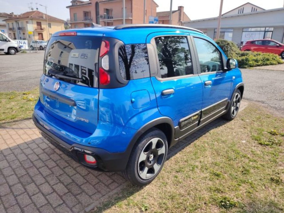 Fiat Panda 1.0 firefly hybrid s&s 70cv (2)