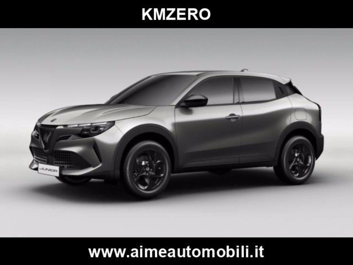 Alfa Romeo Junior elettrica Speciale 156cv