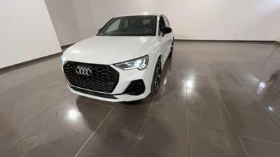 Audi Q3 Sportback 35 2.0 tdi Identity Black s-tronic usata