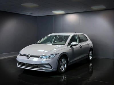Volkswagen Golf 1.0 eTSI EVO DSG Life usata
