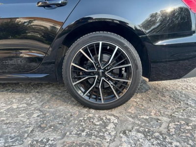 Audi A4 Avant 30 TDI/136 CV S tronic Business Advanced (14)