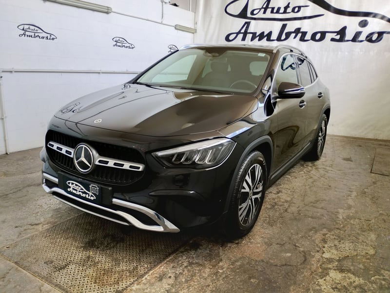 Mercedes-Benz GLA SUV 180 d Automatic Premium