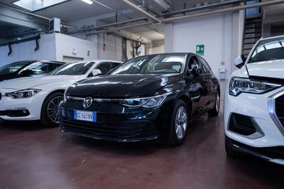 Volkswagen Golf 2.0 tdi Life 115cv usata