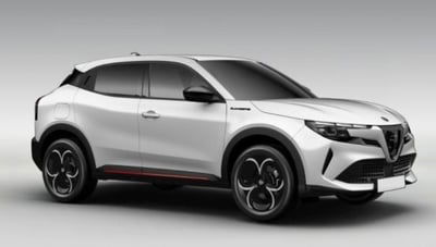 Alfa Romeo Junior elettrica Speciale 156cv nuova