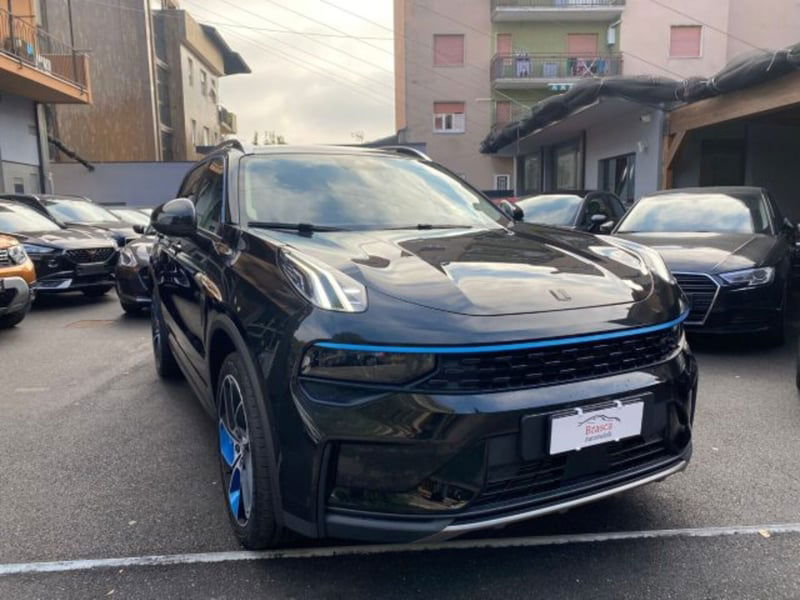 Lynk & Co 01 01 1.5 td phev