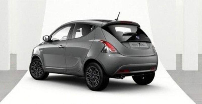 Lancia Ypsilon 1.0 FireFly 5 porte S&S Hybrid Gold Plus