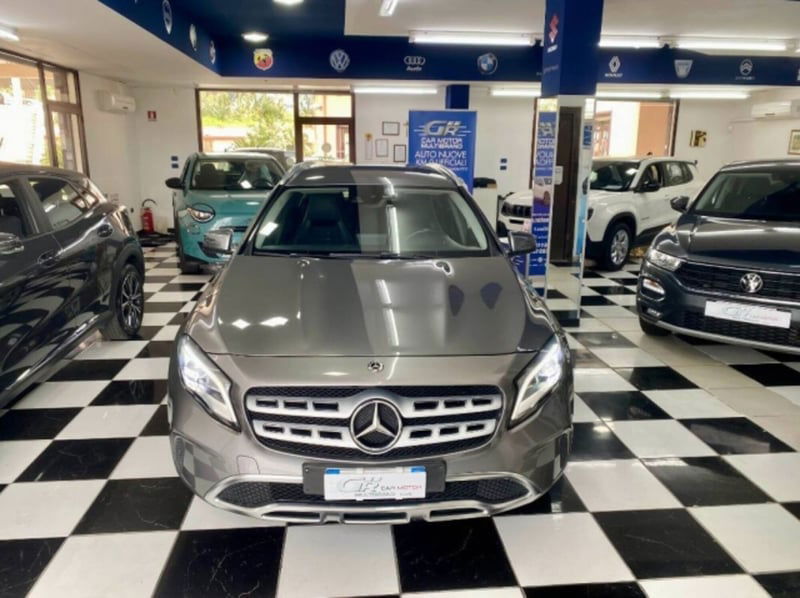 Mercedes-Benz GLA SUV 200 d Sport
