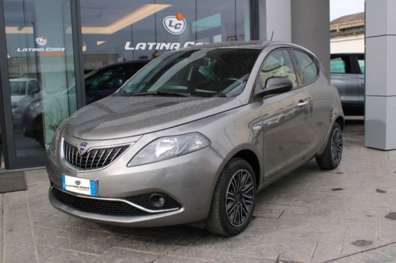 Lancia Ypsilon 1.0 FireFly 5 porte S&S Hybrid Ecochic Gold