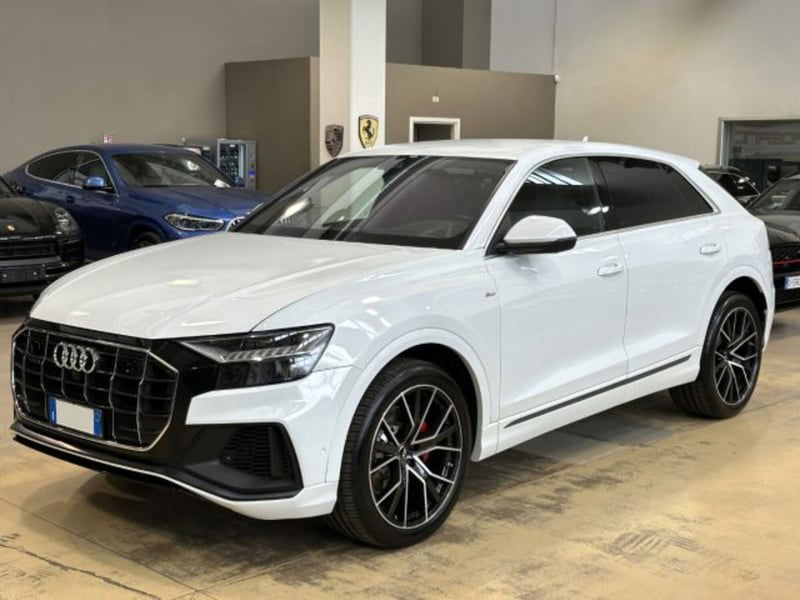 Audi Q8 Q8 50 TDI 286 CV quattro tiptronic Sport