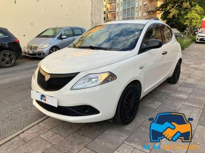 Lancia Ypsilon 1.2 69 CV 5 porte GPL Ecochic Elefantino Blu  usata