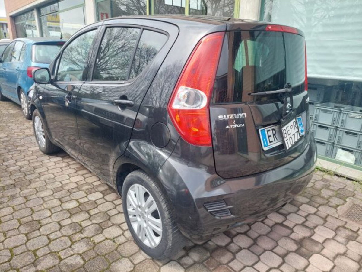 Suzuki Splash 1.0 VVT GL (4)