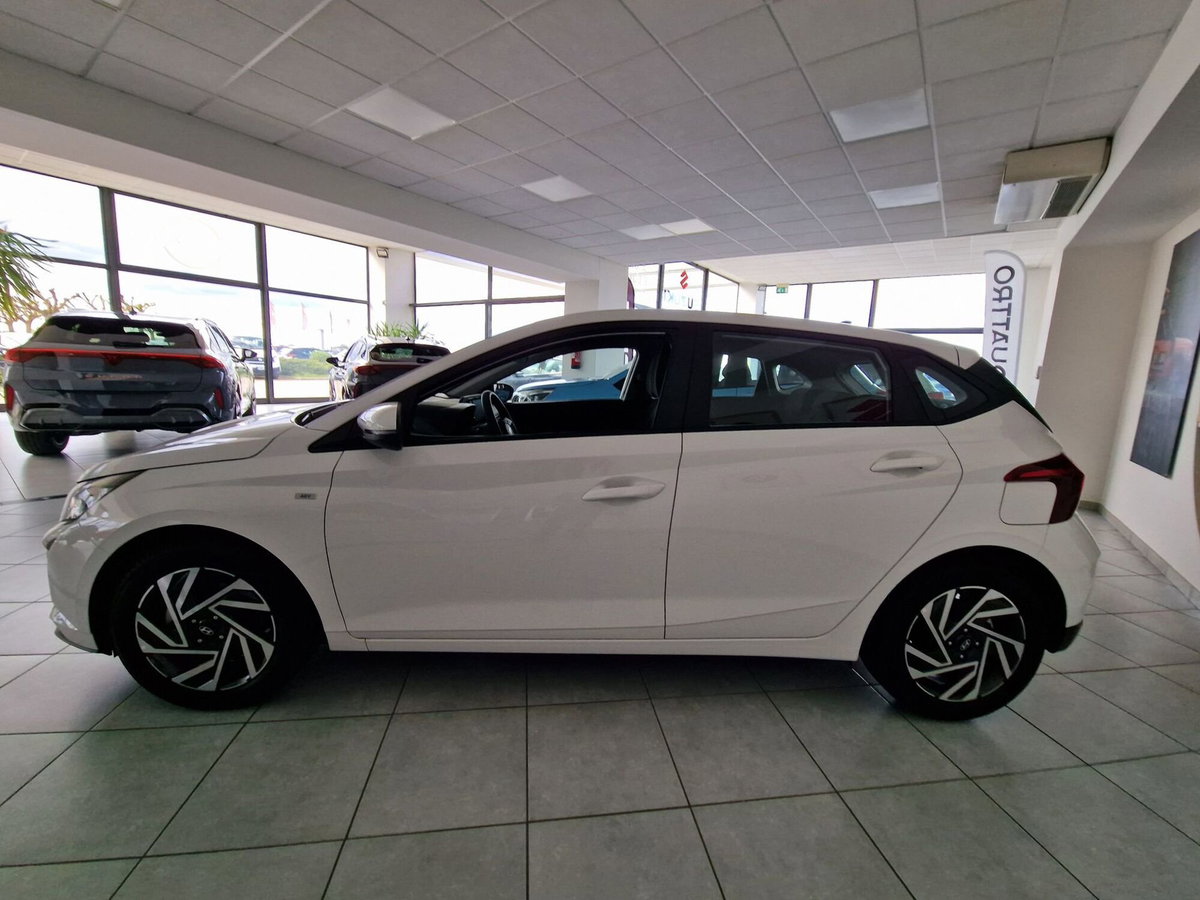 Hyundai i20 1.2 MPI MT TechLine (4)