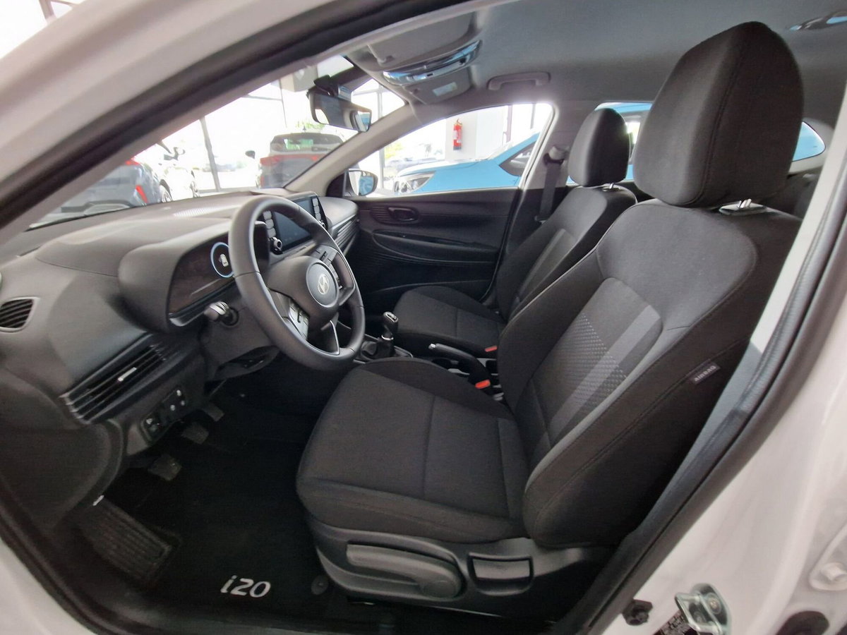 Hyundai i20 1.2 MPI MT TechLine (8)