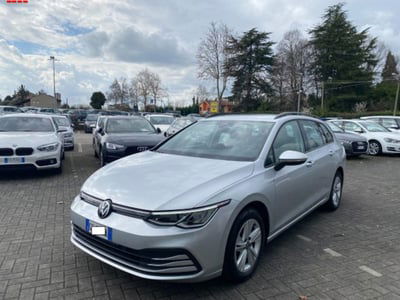 Volkswagen Golf Variant 2.0 TDI SCR DSG Life usata