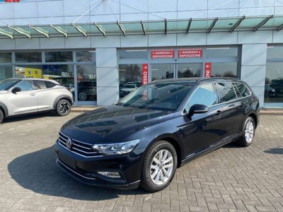 Volkswagen Passat Variant 2.0 TDI SCR EVO DSG Business usata