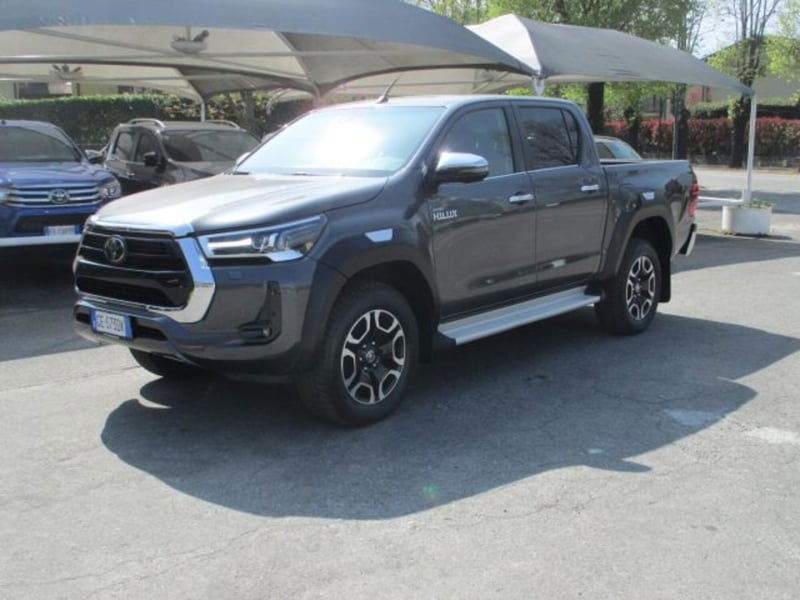 Toyota Hilux 2.D-4D 4WD porte Double Cab Executive