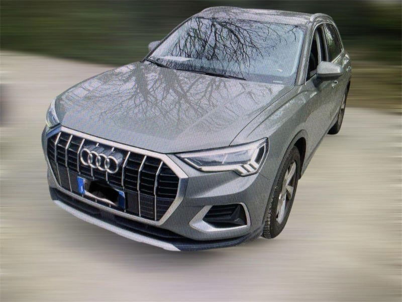 Audi Q3 35 TDI quattro S tronic Business Advanced