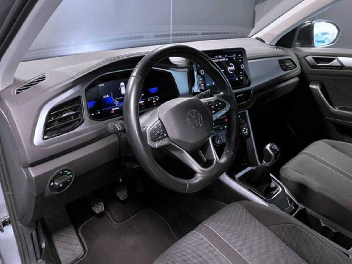 Volkswagen T-Roc 1.0 TSI Life (11)