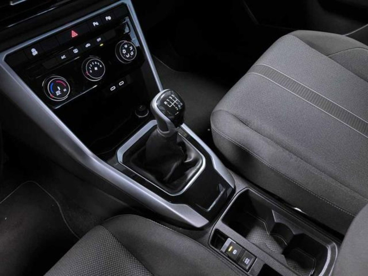 Volkswagen T-Roc 1.0 TSI Life (14)