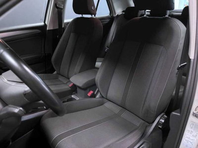 Volkswagen T-Roc 1.0 TSI Life (9)