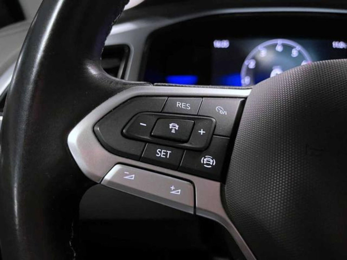 Volkswagen T-Roc 1.0 TSI Life (16)