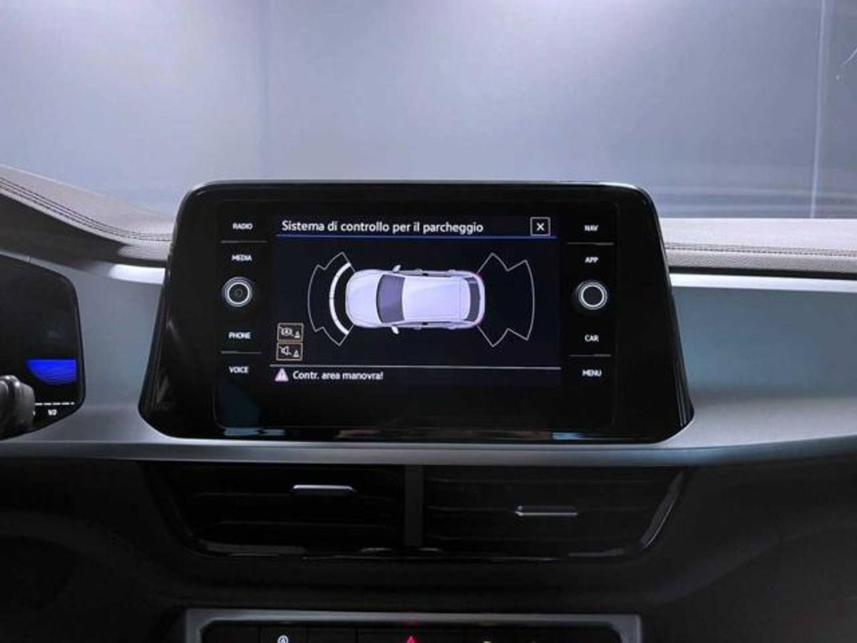 Volkswagen T-Roc 1.0 TSI Life (18)