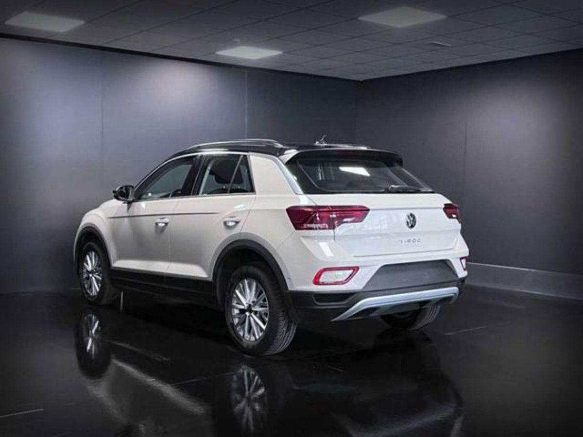 Volkswagen T-Roc 1.0 TSI Life (7)
