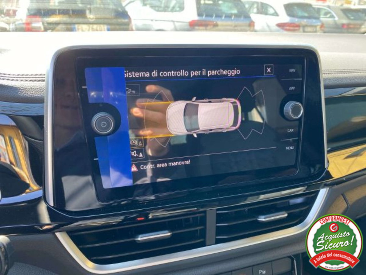 Volkswagen T-Roc 1.5 tsi R-Line (13)