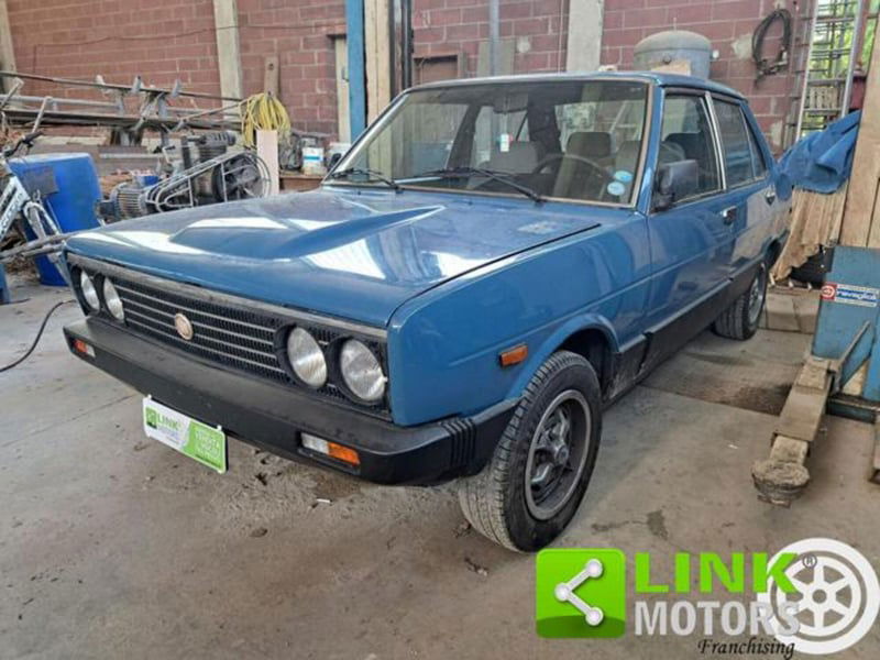 Fiat 131 1367 4 porte Super