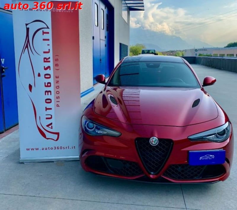 Alfa Romeo Giulia 2.9 T V6 AT8 Quadrifoglio