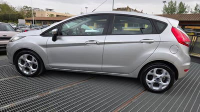 Ford Fiesta 1.4 5 porte Bz.- GPL Titanium usata