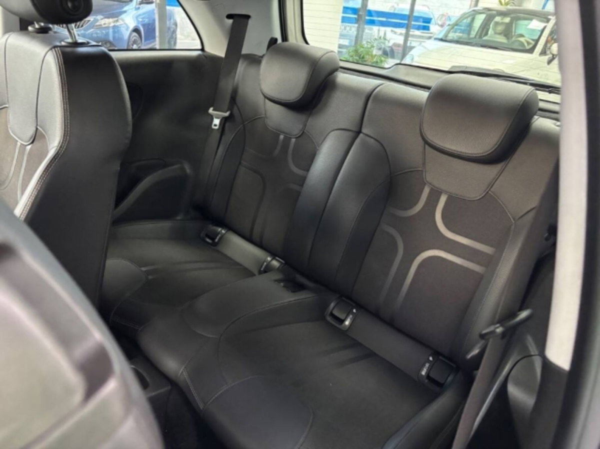 Opel Adam 1.4 87 CV Slam (11)
