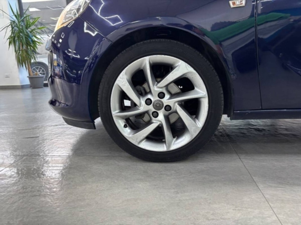 Opel Adam 1.4 87 CV Slam (8)