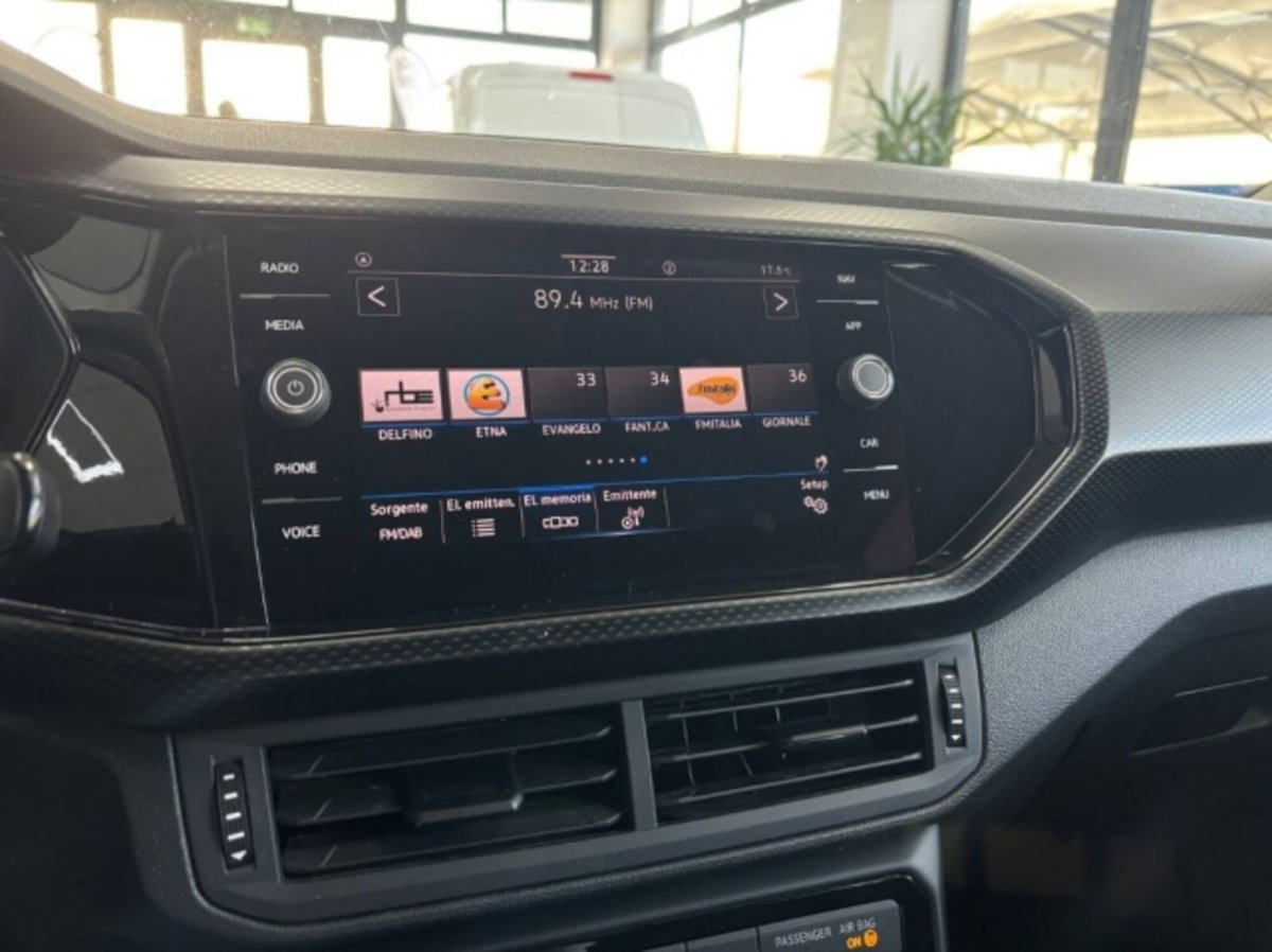 Volkswagen T-Cross 1.0 tsi Life 95cv (17)