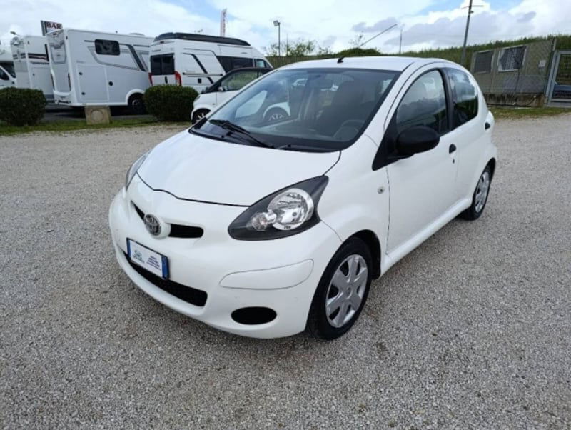Toyota Aygo 1.0 12V VVT-i 5 porte Sol Connect