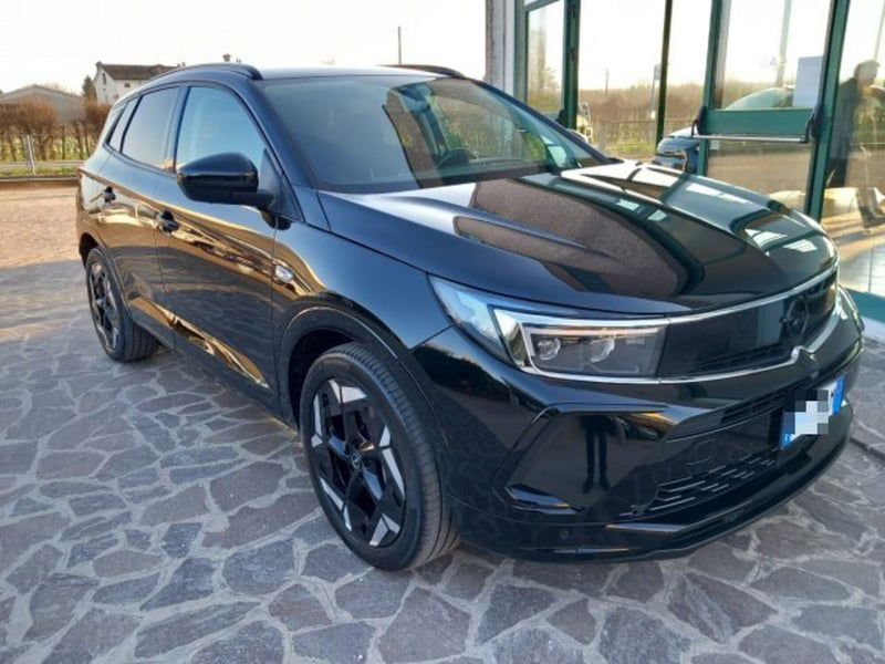 Opel Grandland full electric GSe 4x4 320cv