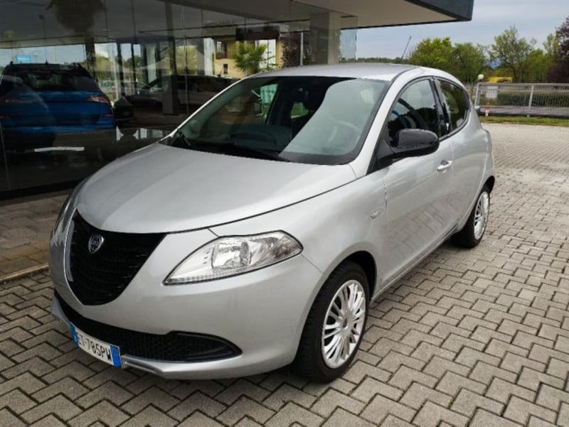 Lancia Ypsilon 1.2 69 CV 5 porte Elefantino