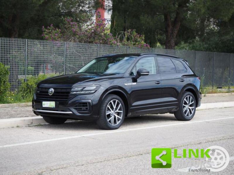 Volkswagen Touareg 3.0 V6 tdi scr R-Line 286cv auto