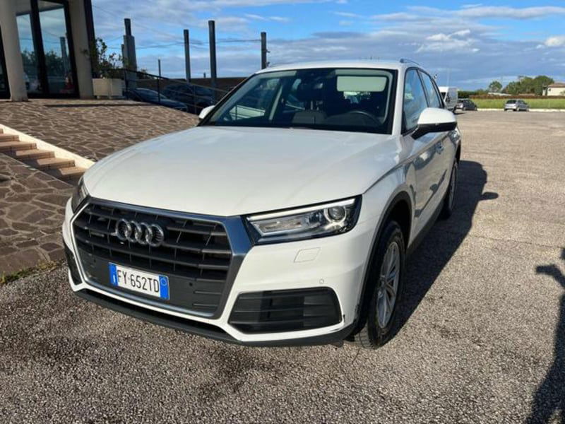 Audi Q5 35 TDI quattro S tronic Business 
