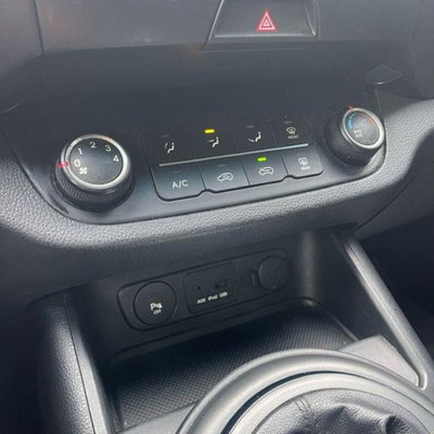 Kia Sportage 1.7 CRDI VGT 2WD Cool (12)