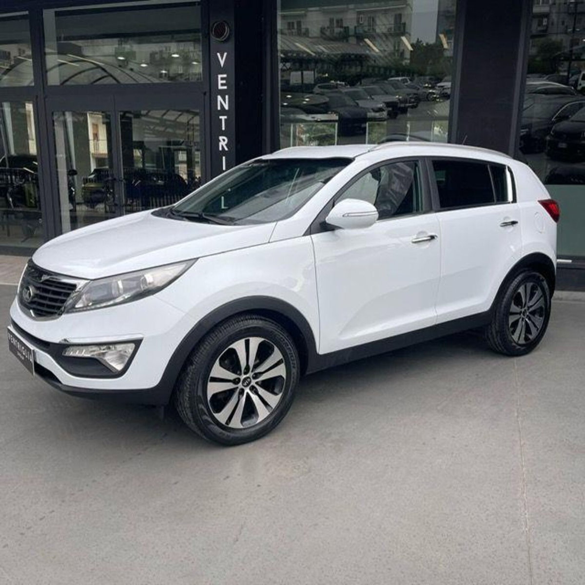 Kia Sportage 1.7 CRDI VGT 2WD Cool (2)