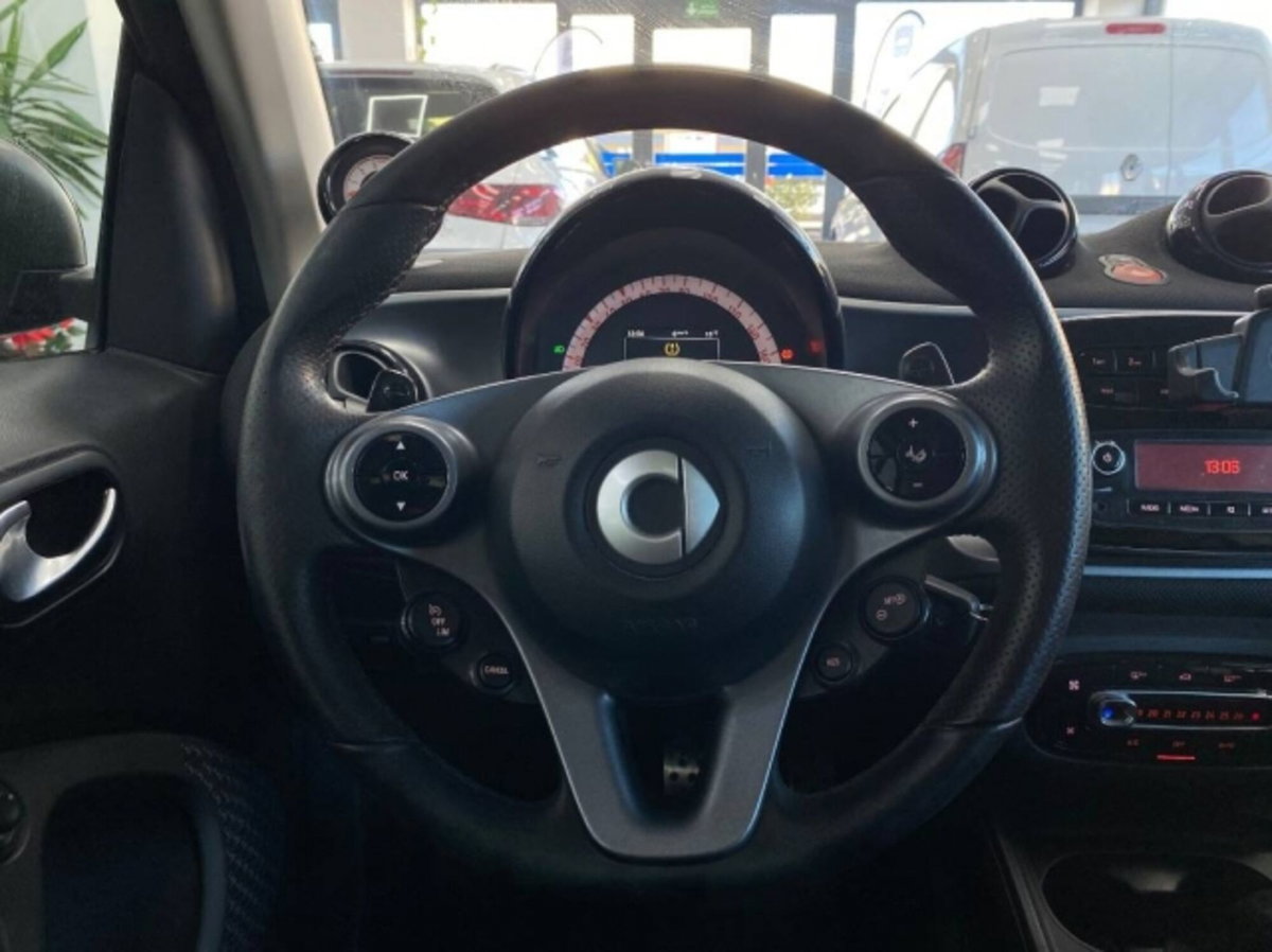 smart Fortwo 70 1.0 twinamic BRABUS Style (11)