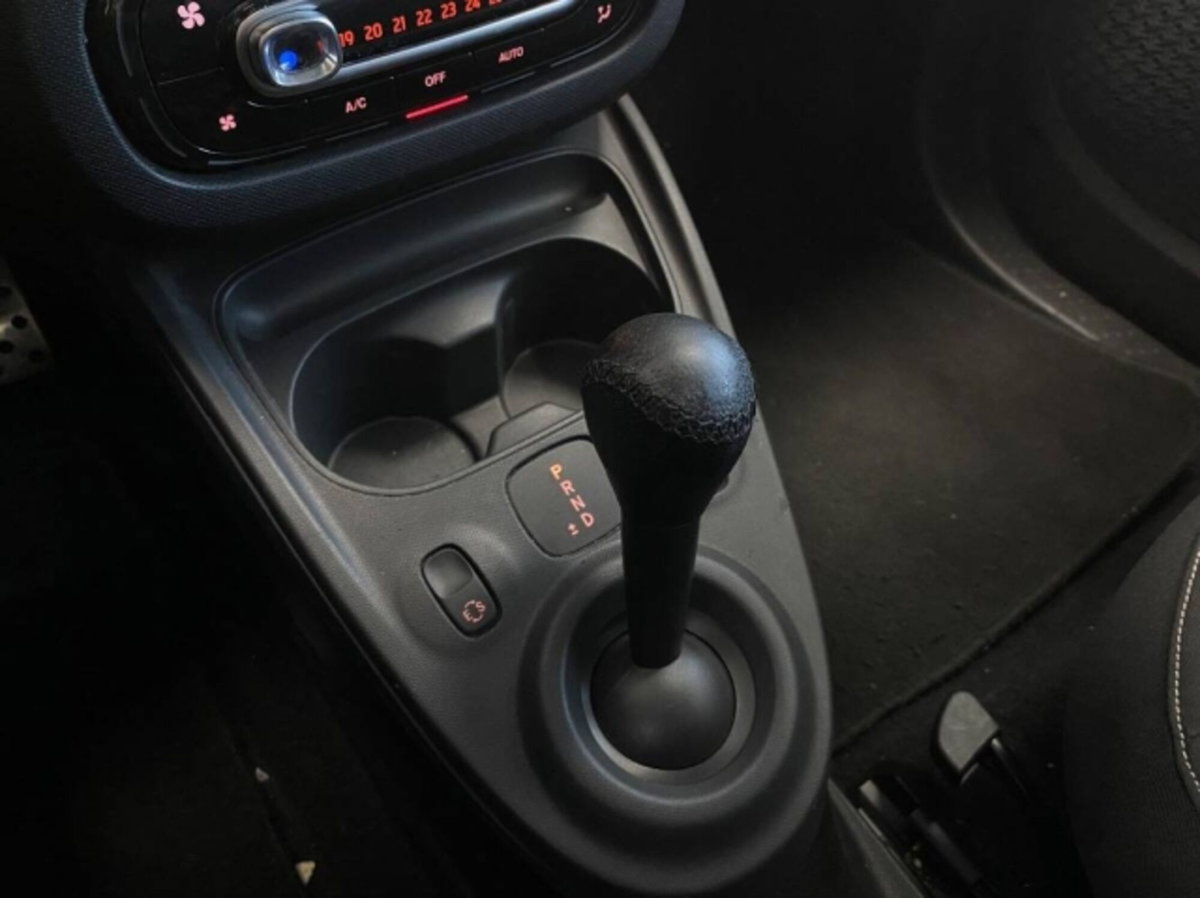 smart Fortwo 70 1.0 twinamic BRABUS Style (18)