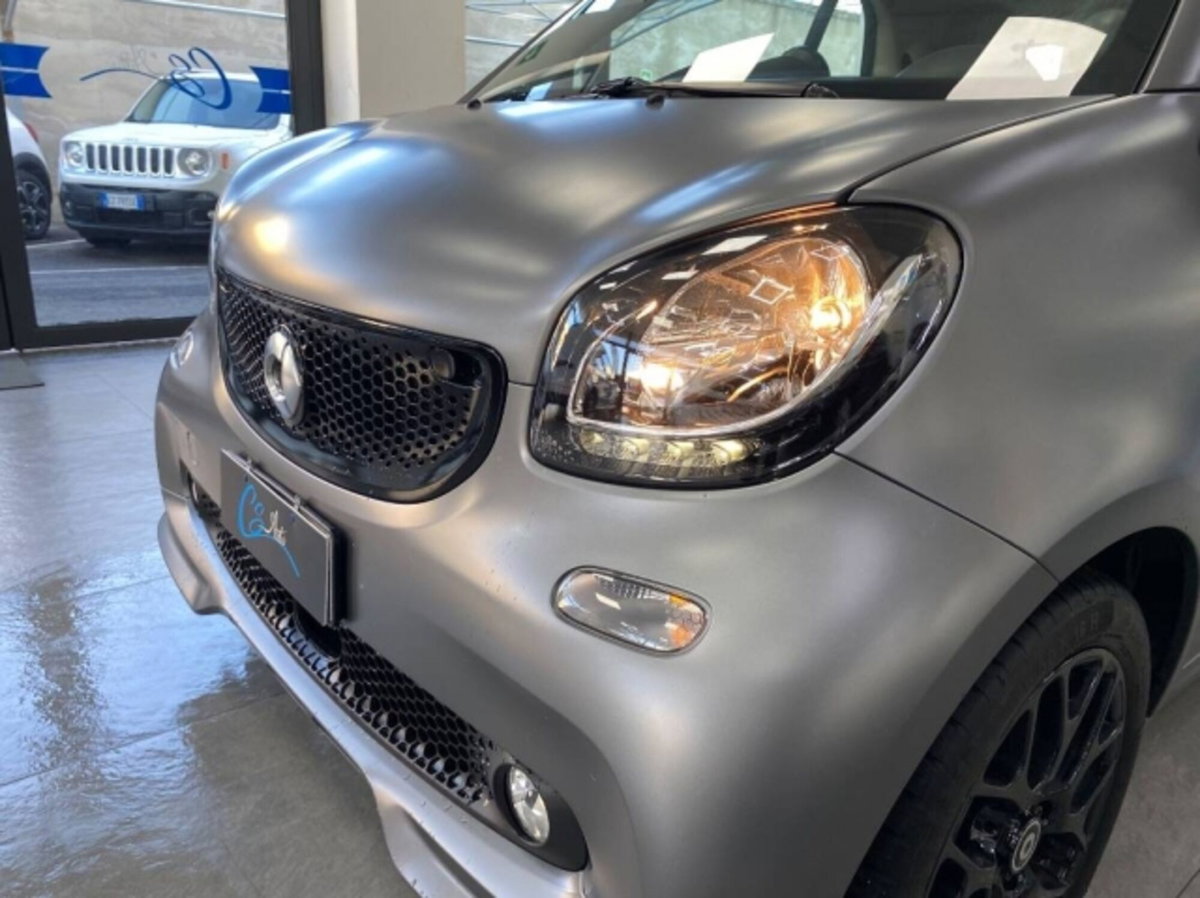 smart Fortwo 70 1.0 twinamic BRABUS Style (7)